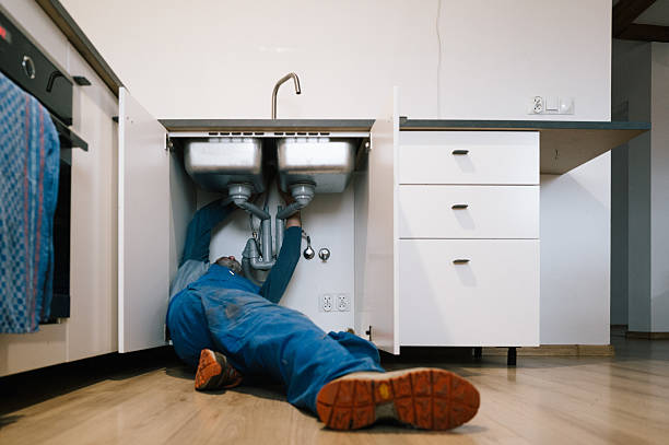 Professional Leak Detection technician working in Frankfort, OH